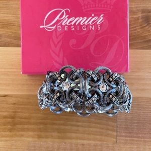 NWT! Premier Designs Stretchable Bracelet
